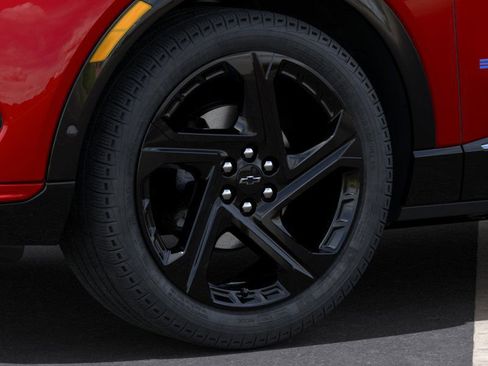 New 2025 Chevrolet Equinox EV RS image 9