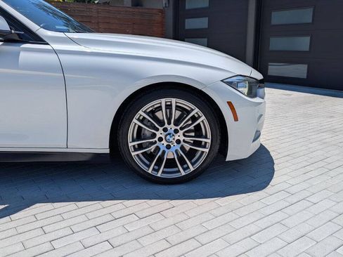 Used 2013 BMW 335i Sedan RWD image 3