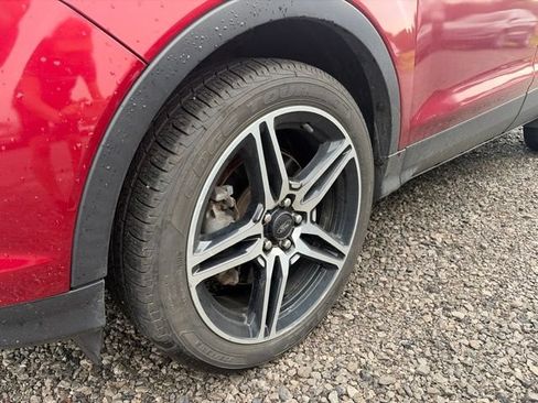 Used 2019 Ford Escape SEL AWD/4WD image 4