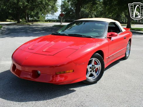 Used 1995 Pontiac Firebird Trans Am image 10