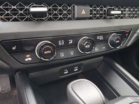 Used 2023 Honda Accord EX image 16