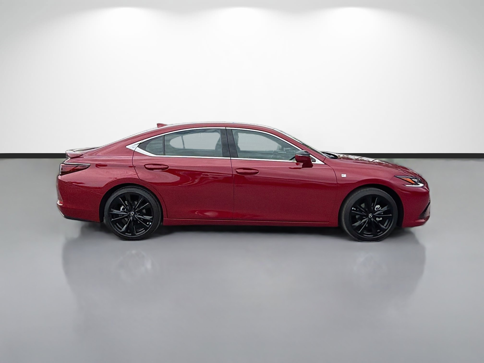 Used 2025 Lexus ES 350 F Sport w/ Accessory Package (Z1) FWD image 2