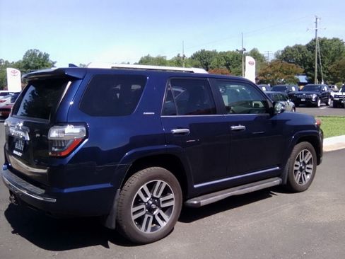 Used 2016 Toyota 4Runner Limited AWD/4WD image 4
