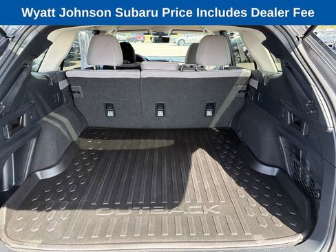 Used 2025 Subaru Outback Premium w/ Popular Package #1A AWD/4WD image 28