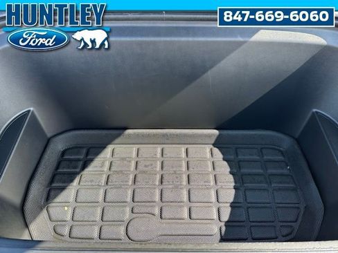 Used 2024 Tesla Model Y Long Range AWD/4WD image 9