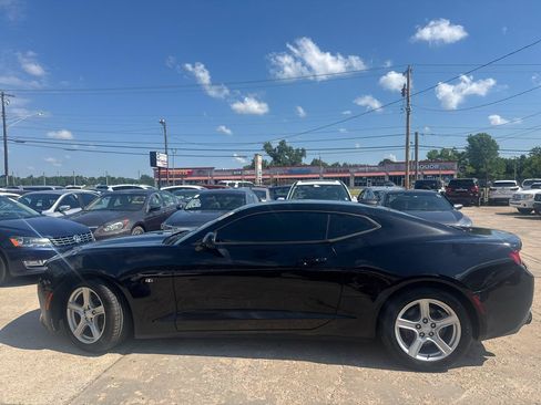 Used 2016 Chevrolet Camaro LT RWD image 35