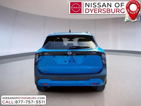 Used 2025 Nissan Kicks SR FWD image 4