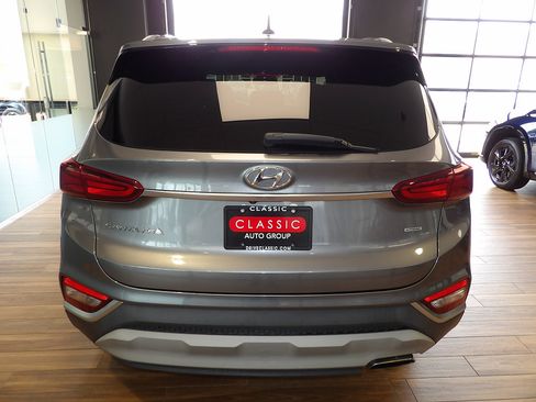 Used 2020 Hyundai Santa Fe SE AWD/4WD image 7