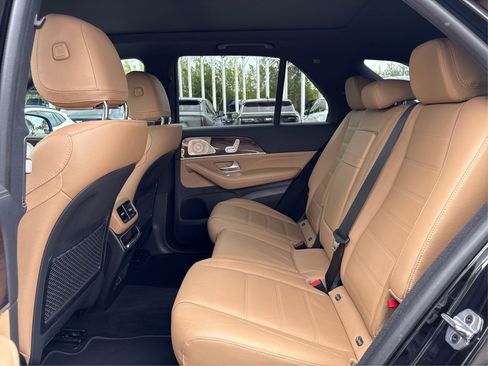 Used 2024 Mercedes-Benz GLE 350 4MATIC image 10
