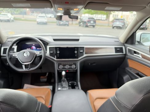 Used 2019 Volkswagen Atlas SEL Premium AWD/4WD image 21