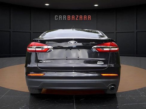 Used 2020 Ford Fusion SEL image 4