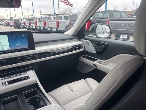New 2026 Lincoln Aviator Reserve AWD/4WD image 37