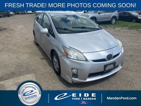 Used 2010 Toyota Prius Three FWD image 1