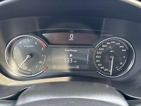 Used 2023 Cadillac XT4 Sport image 15