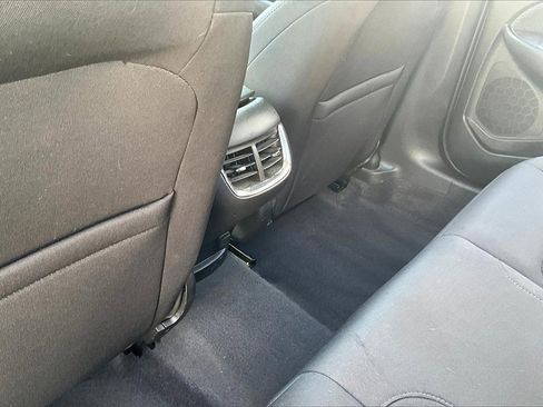 Used 2021 Chevrolet Malibu LT image 10