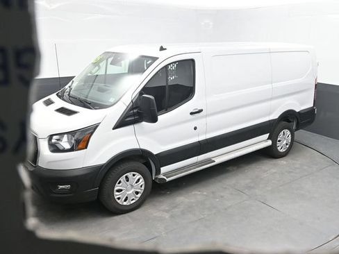 Used 2025 Ford Transit 250 Low Roof w/ Exterior Upgrade Package RWD image 30