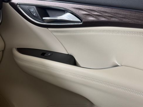 Used 2023 Buick Envision Avenir FWD image 26