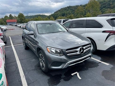 Used 2017 Mercedes-Benz GLC 300 image 3