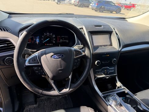 Used 2019 Ford Edge SEL w/ Equipment Group 201A AWD/4WD image 5