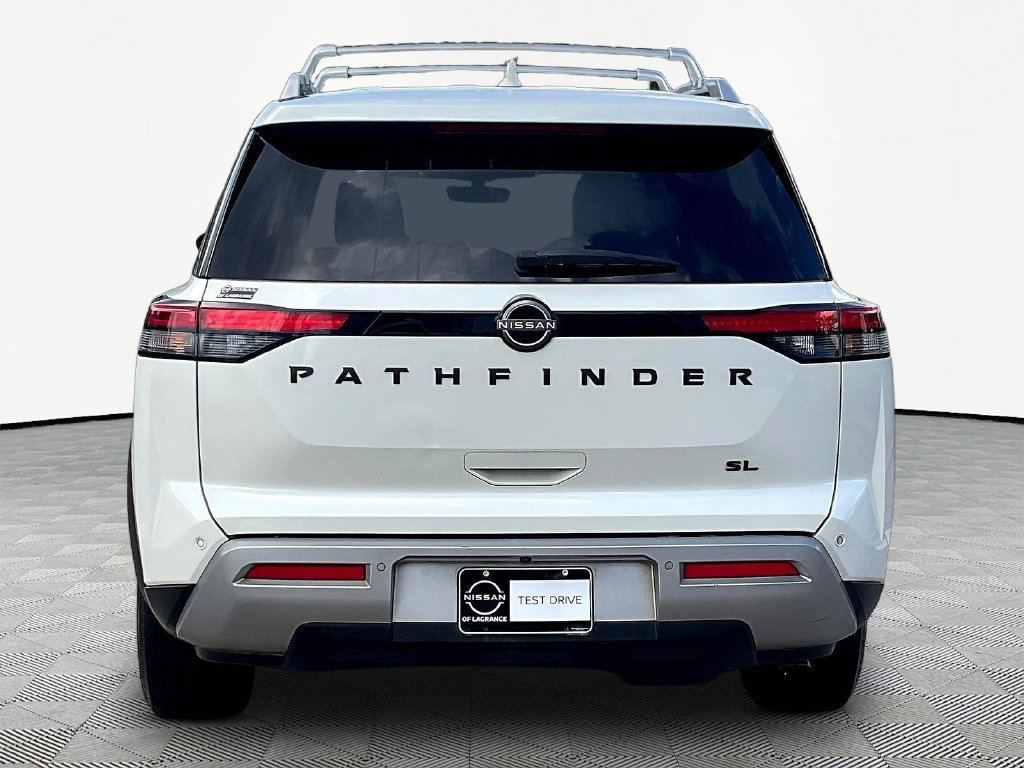 Used 2023 Nissan Pathfinder SL w/ Lighting Package (N92) FWD image 7