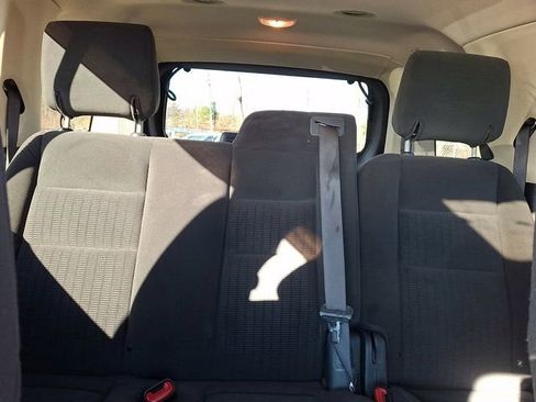 Used 2010 Ford Explorer XLT image 17