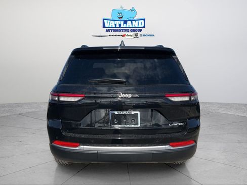 New 2026 Jeep Grand Cherokee Limited RWD image 4