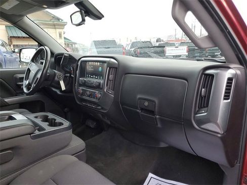 Used 2018 Chevrolet Silverado 1500 LT w/ LT Eassist Package image 26
