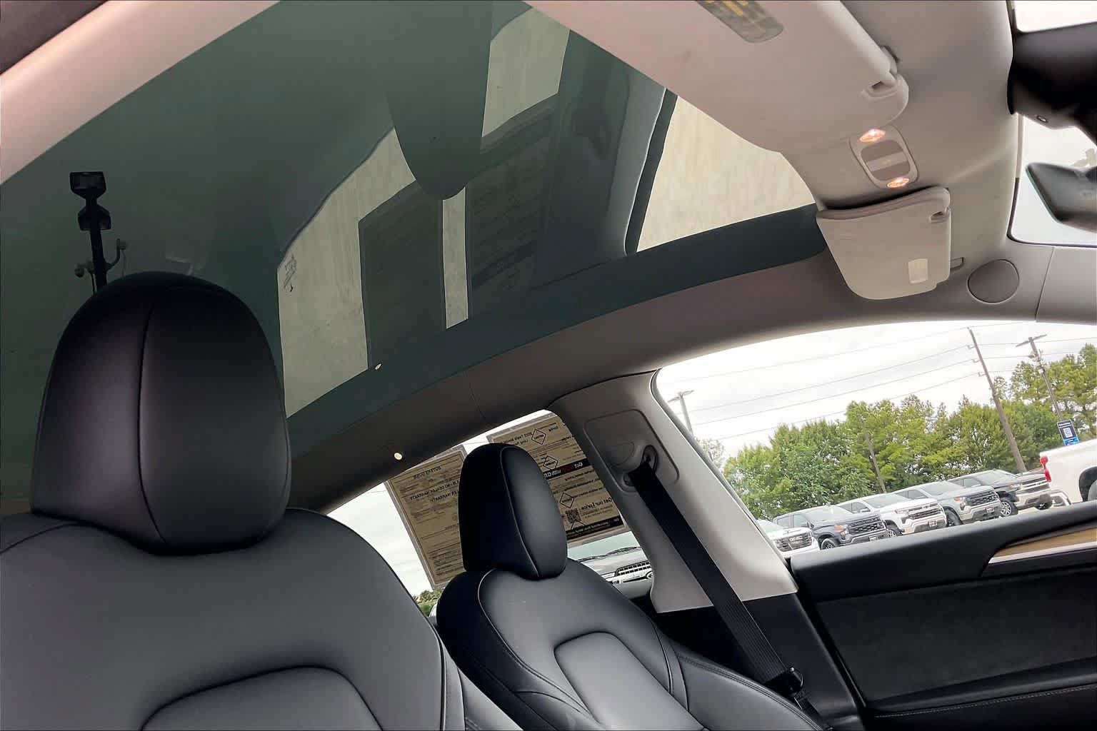 Used 2023 Tesla Model Y Long Range AWD/4WD image 13