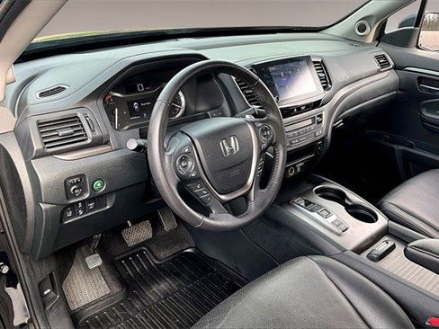 Certified 2023 Honda Ridgeline RTL image 17