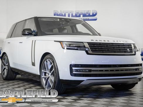 Used 2025 Land Rover Range Rover SE image 1