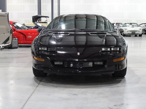 Used 1995 Chevrolet Camaro Z28 RWD image 27