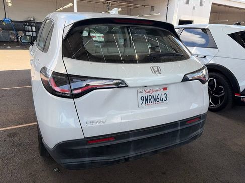 Used 2024 Honda HR-V LX image 17