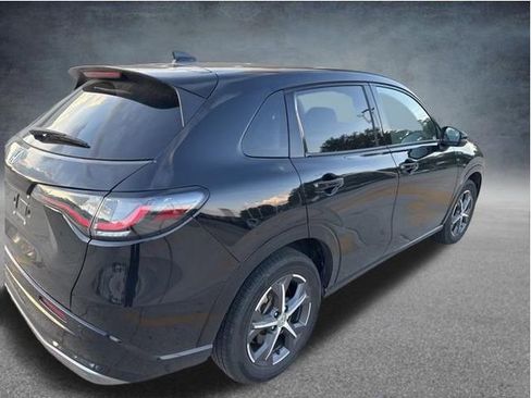 Used 2025 Honda HR-V EX-L image 5