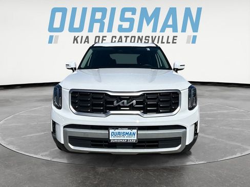 Used 2025 Kia Telluride S image 8