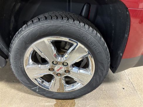 Used 2015 GMC Terrain SLE w/ Chrome Edition image 5