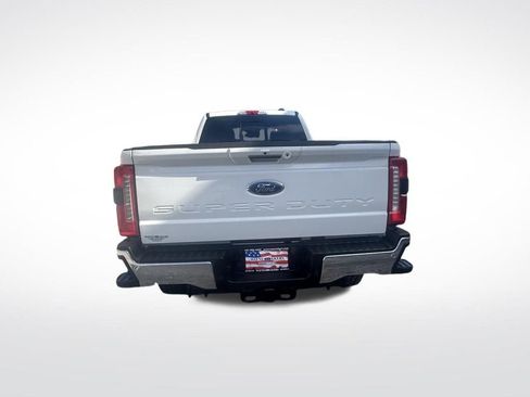 Used 2023 Ford F250 Lariat w/ Lariat Ultimate Package image 5