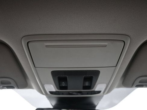 Certified 2024 Honda Pilot Touring image 19
