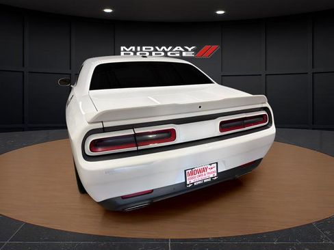 Used 2022 Dodge Challenger GT RWD image 6