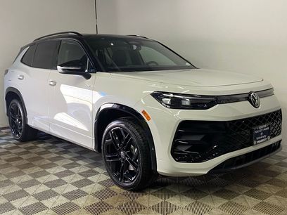 New 2026 Volkswagen Tiguan SE R-Line