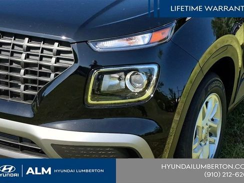 New 2026 Hyundai Venue SE FWD image 12