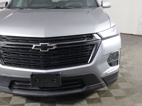 Used 2023 Chevrolet Traverse LT w/ Midnight/Sport Edition image 12