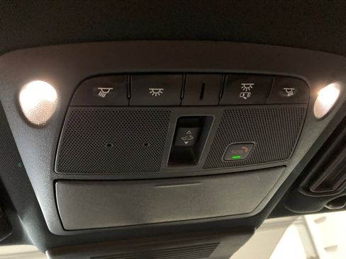 Used 2022 Nissan Armada Platinum w/ Captain's Chairs Package AWD/4WD image 43