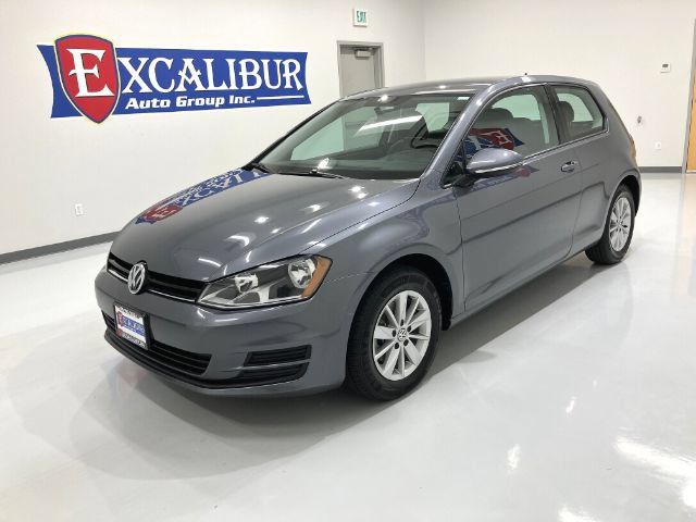 Used 2015 Volkswagen Golf S FWD image 18