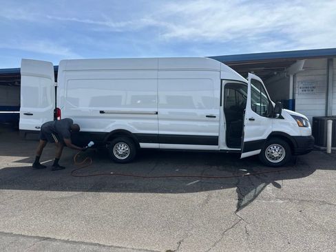 Used 2024 Ford Transit 250 148 High Roof Extended AWD w/ Load Area Protection Package image 4