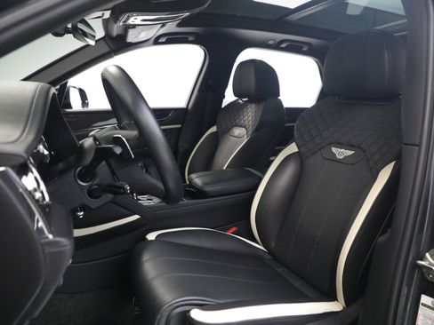 Certified 2022 Bentley Bentayga Speed image 17