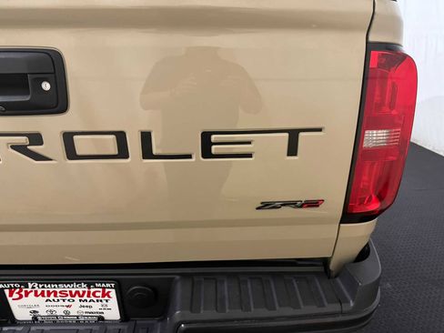 Used 2021 Chevrolet Colorado ZR2 image 18