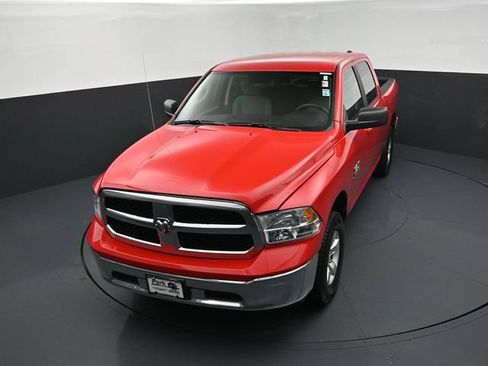 Used 2021 RAM 1500 Classic SLT AWD/4WD image 14