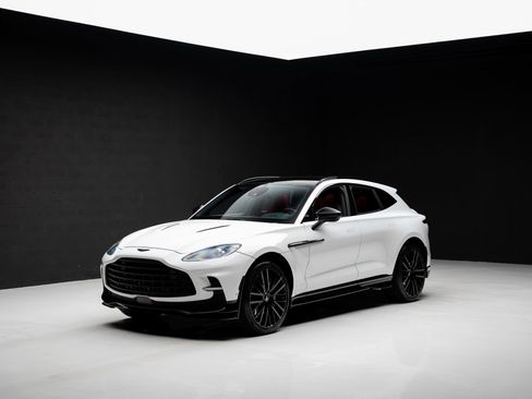Used 2023 Aston Martin DBX 707 AWD/4WD image 4