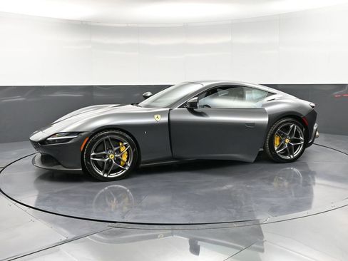 Used 2022 Ferrari Roma image 39
