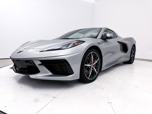 Used 2020 Chevrolet Corvette Stingray w/ 3LT Preferred Equipment Group image 16